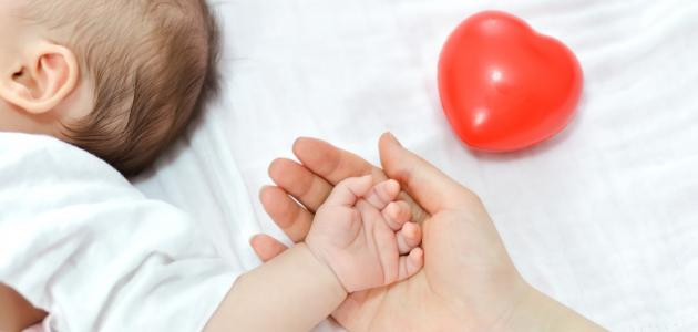 العناية بالاطفال